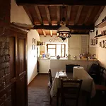 La Collina Tuscan Stone * Soci